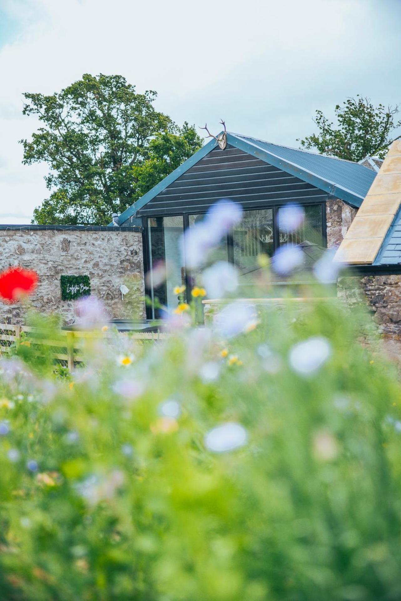 Ladyston Barn Villa Muthill Exterior photo